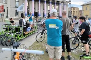 Gleich startet die Tour de Klima Gleich startet die Tour de Klima